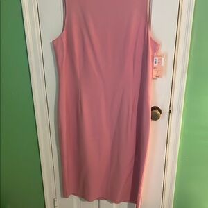 Elegant Pink Sleeveless Sheath dress by Luca Venturini.  Made in Italy. NWT